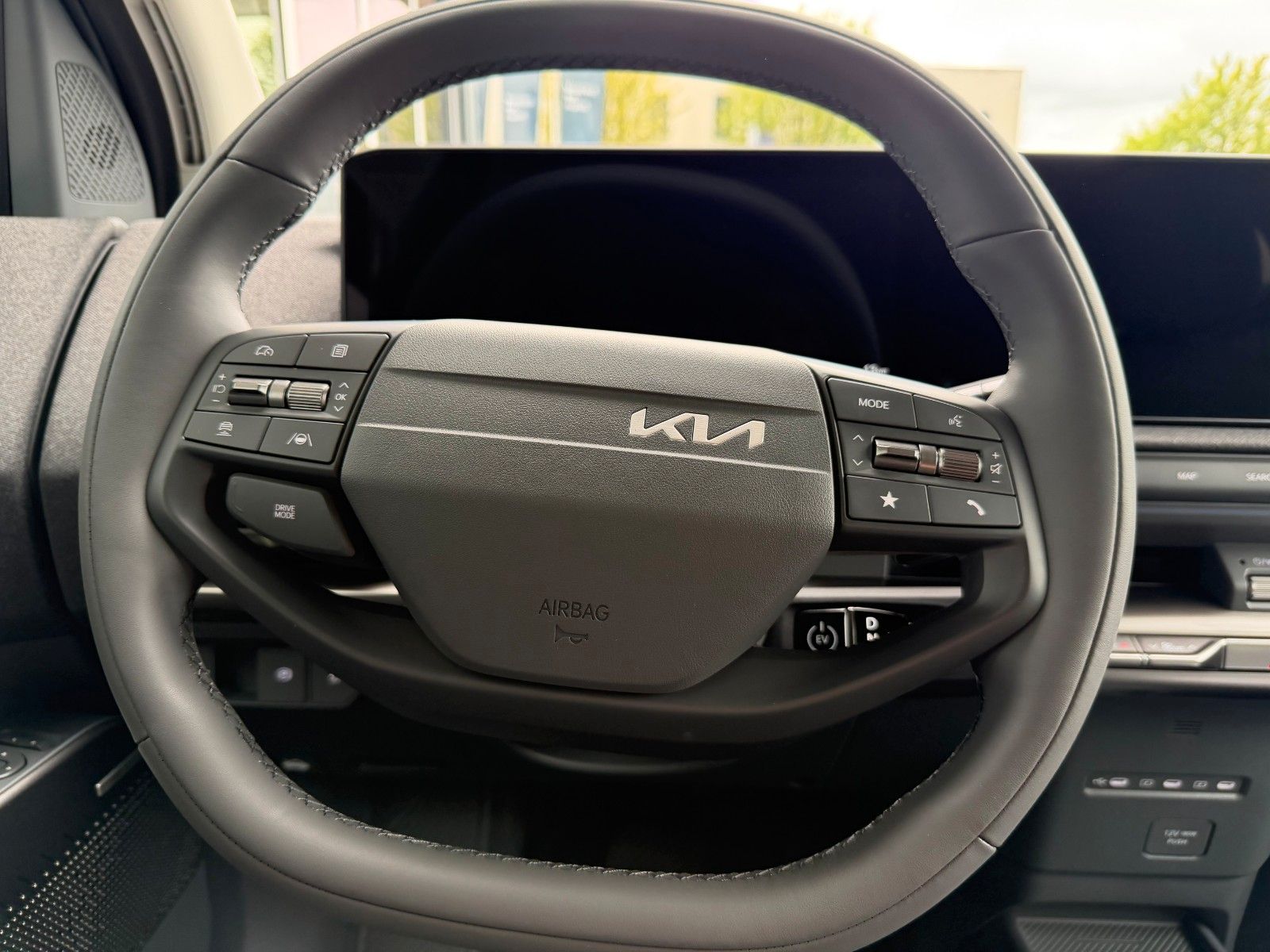 Fahrzeugabbildung Kia EV2 42.2 5S EARTH WIC TEC DWP DES