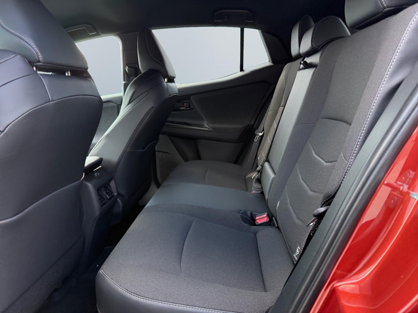 Toyota C-HR + Teamplayer 165 kW *PRIVACY*NAVI*LED*, миниатюра 11