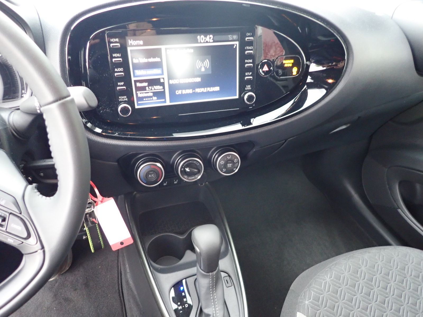 Fahrzeugabbildung Toyota Aygo X Pulse Autom.