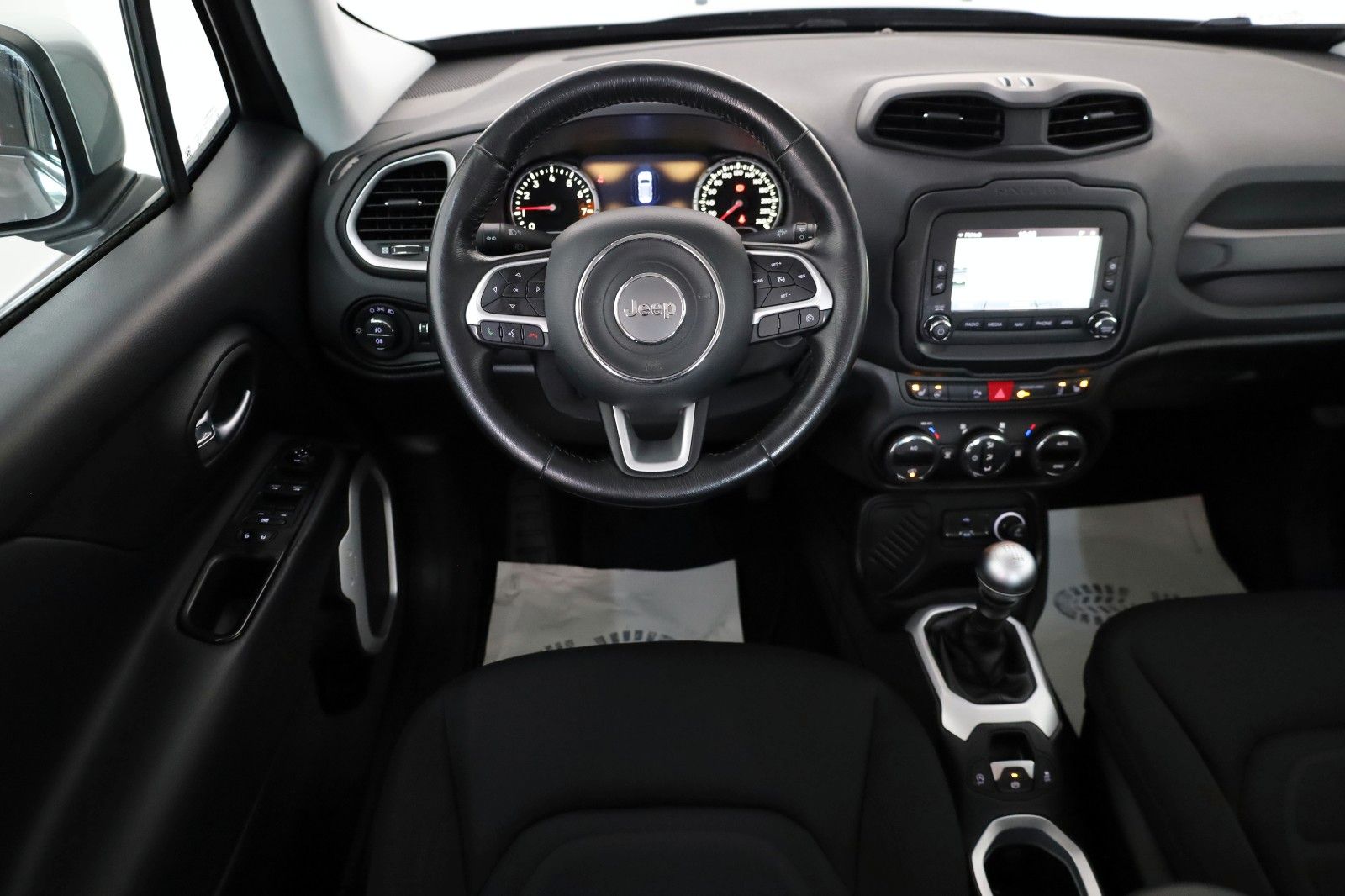 Fahrzeugabbildung Jeep Renegade Limited FWD Navi,SH,PDC