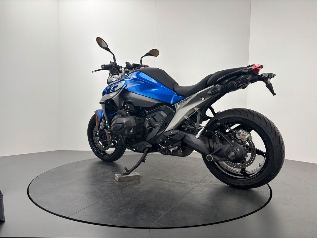 Fahrzeugabbildung BMW R 1300 R *NEUWERTIG *VIEL AUSSTATTUNG