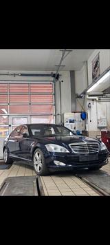 Mercedes-Benz W221 S-Klasse Langversion Vollausstattung - Mercedes-Benz: Klasse Langversion