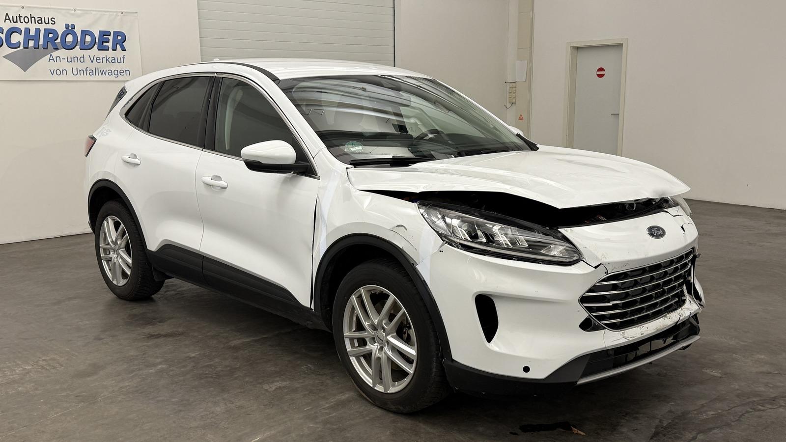 Ford Kuga Plug-In Hybrid Titanium *Navi*SHZ*