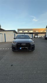 Audi 3.0TDi S LINE 22Z./ACC/PANO/360°/AHK/StHz - Audi Q7 in Düsseldorf