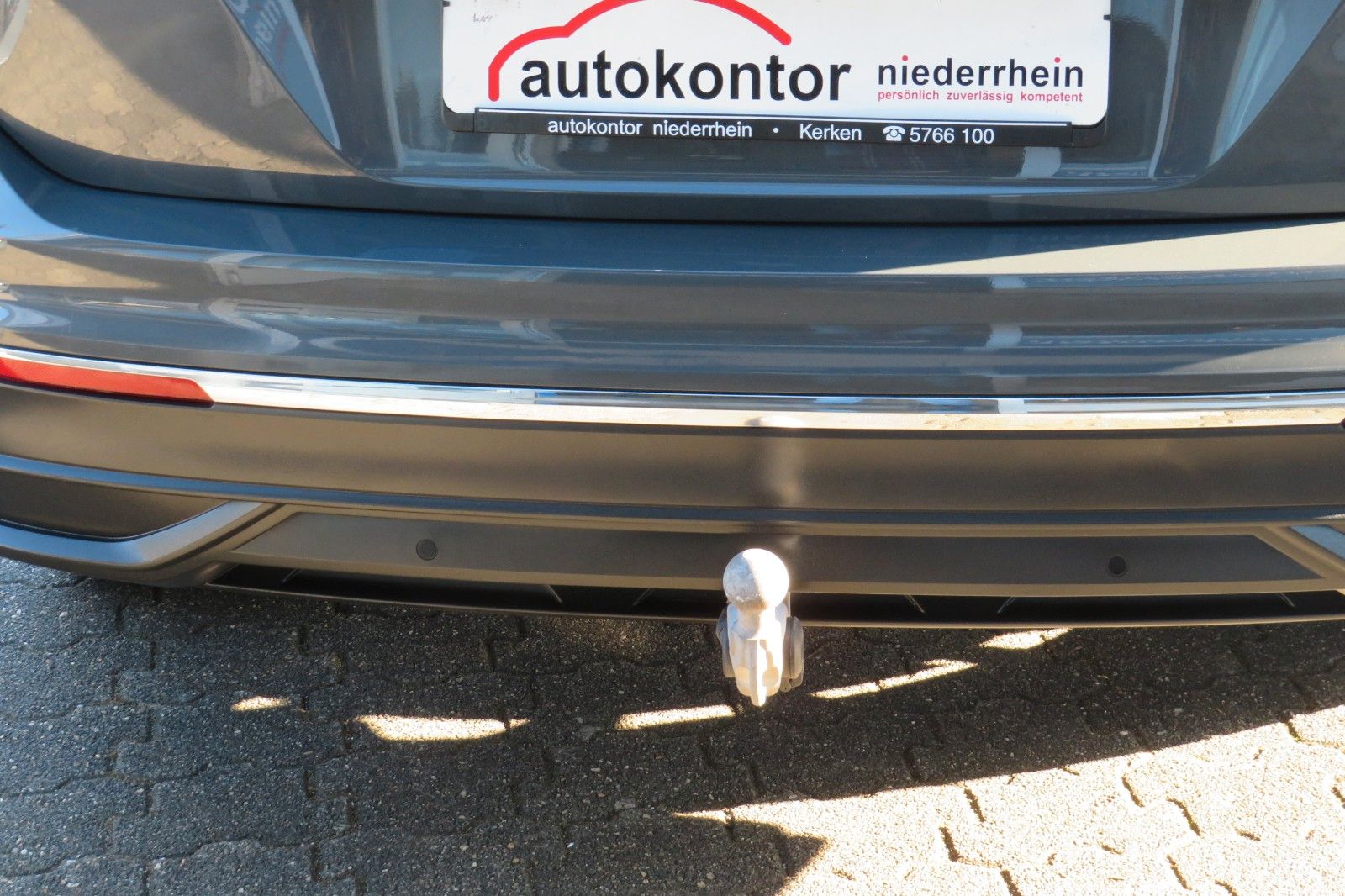 Fahrzeugabbildung Volkswagen Tiguan Life TDI DSG AHK NAVI KAMERA LED ACC GJ