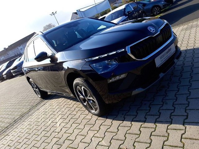 Fahrzeugabbildung Skoda Kamiq Selection 1.5TSI DSG Matrix LED AHK ACC