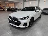 BMW 520 i Touring M Sport*AHK*HUD*360°*Pano*STHZ* - BMW 520 aus 2025