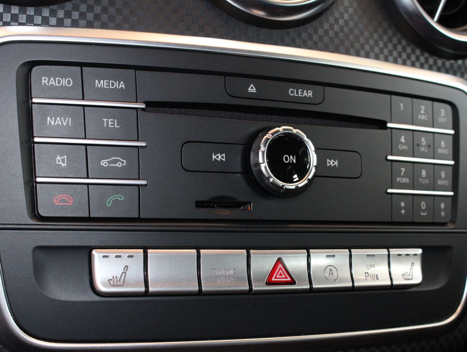 Fahrzeugabbildung Mercedes-Benz A 200 BlueEfficiency Urban 2.Hand+Nur17TKM
