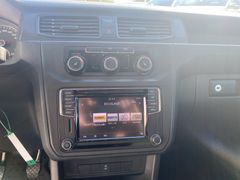 Fahrzeugabbildung Volkswagen Caddy 2.0 TDI Kasten KLIMA PDC SHZ GRA