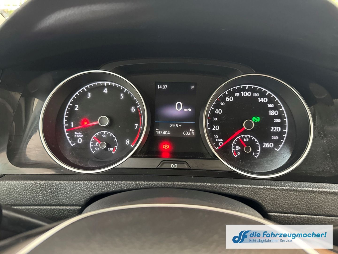 Fahrzeugabbildung Volkswagen Golf VII Variant Allstar BMT 1.4 TSI Sperrdiff.