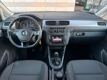 Volkswagen Caddy - 10