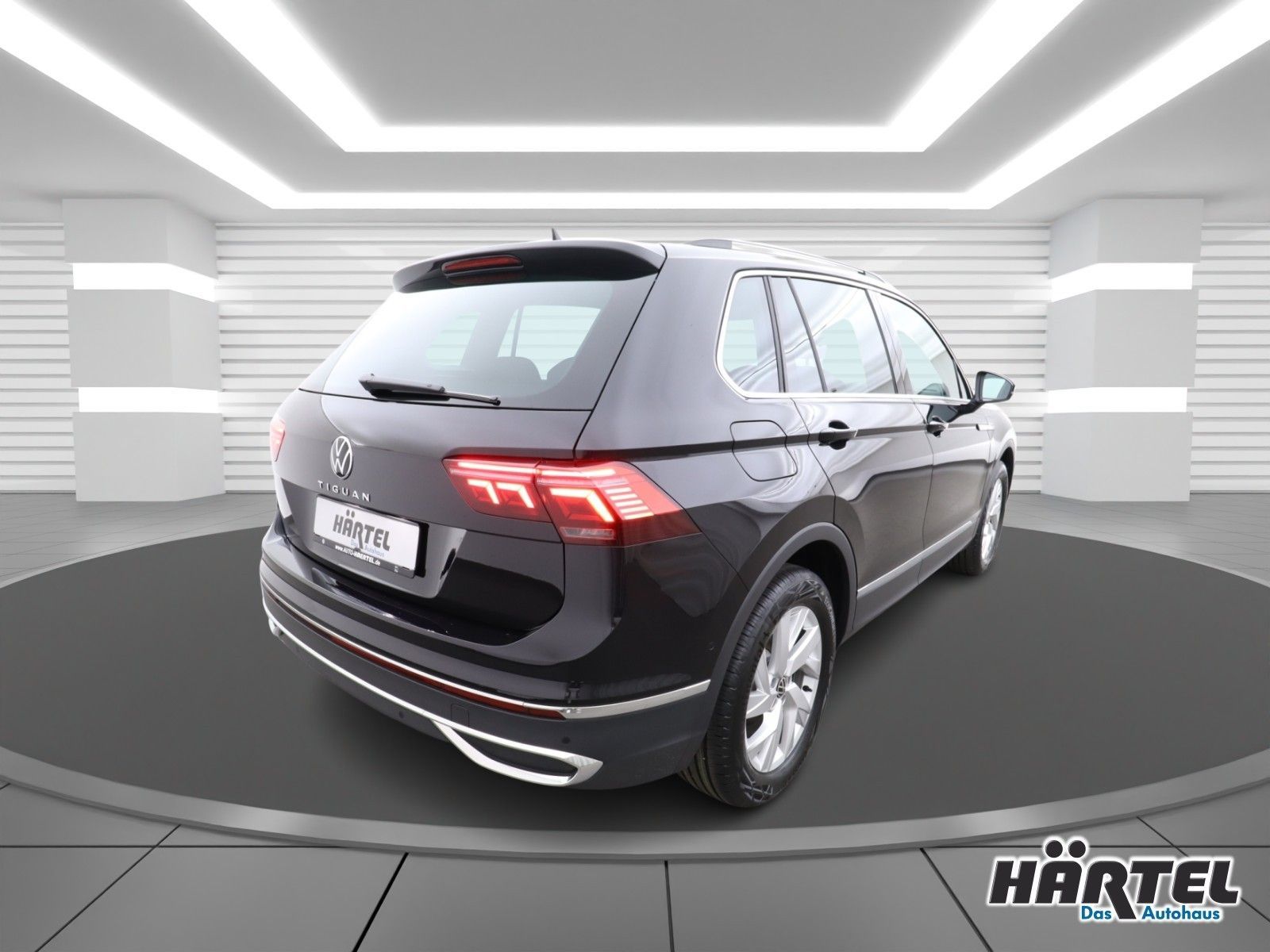 Volkswagen TIGUAN ELEGANCE 2.0 TDI DSG (+EURO6) Sportpaket imagem 3