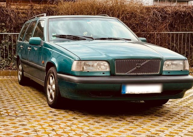 Volvo 850 2,4L 140 PS