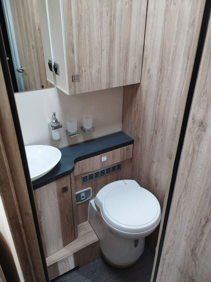 Fahrzeugabbildung Eura Mobil Profila T 720 EF Markise,Maxi 4,25T