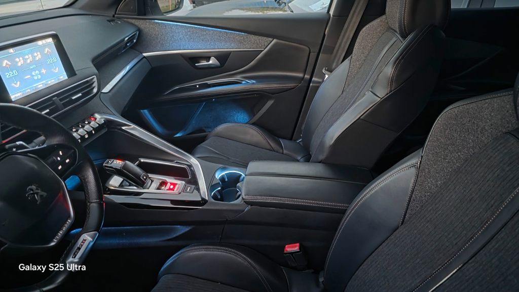 Image of Peugeot 3008