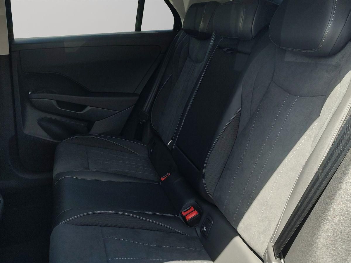 Volkswagen T-Roc - Bild 13