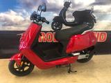 NIU NQI Sport Elektroroller 45 km/h 26 Ah Lithium - NIU NQI SPORT