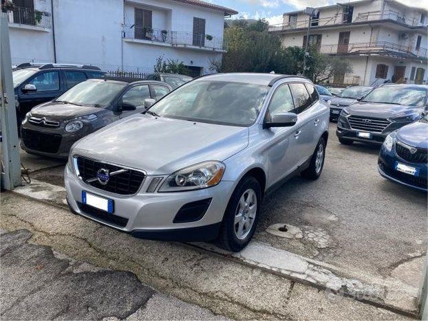 Volvo VOLVO - XC60 - D4 AWD Momentum