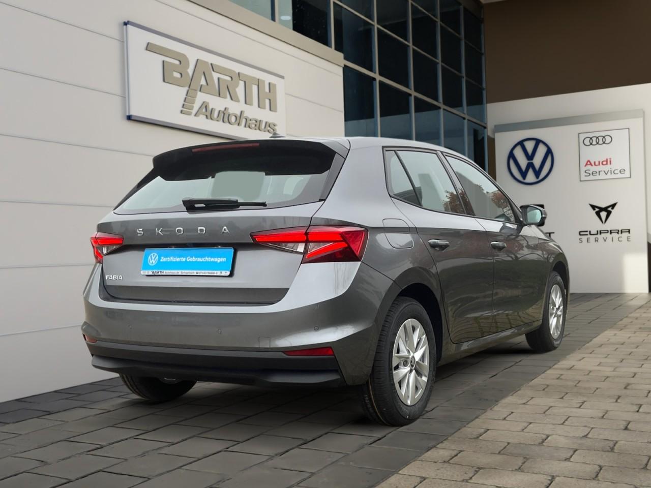 Skoda Fabia 1.0 TSI Selection 95+LED+RÜCKFAHRK+SITZH+S