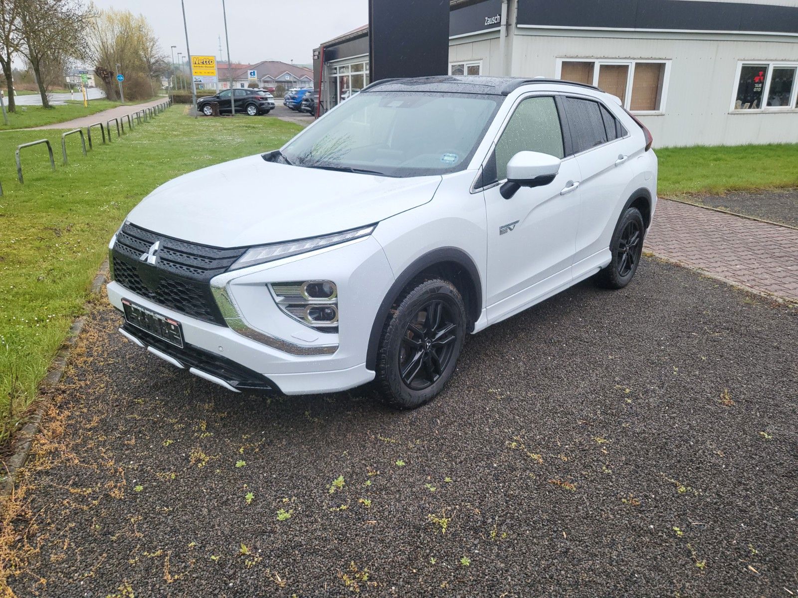 MITSUBISHI Eclipse Cross
