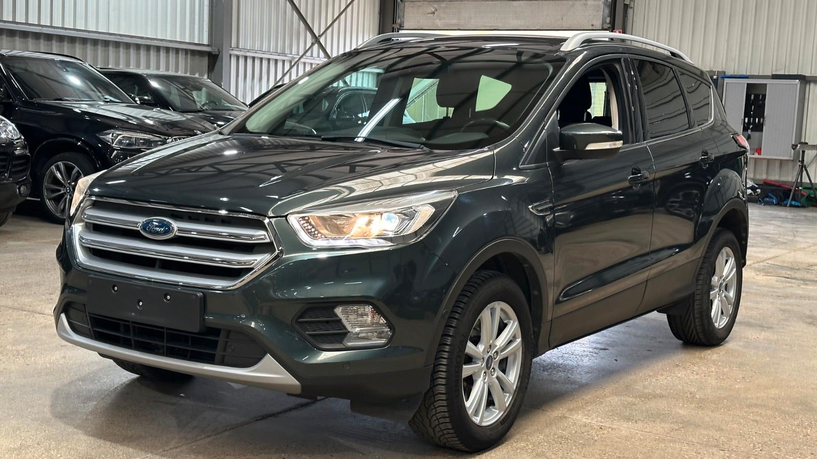 Ford Kuga Cool & Connect