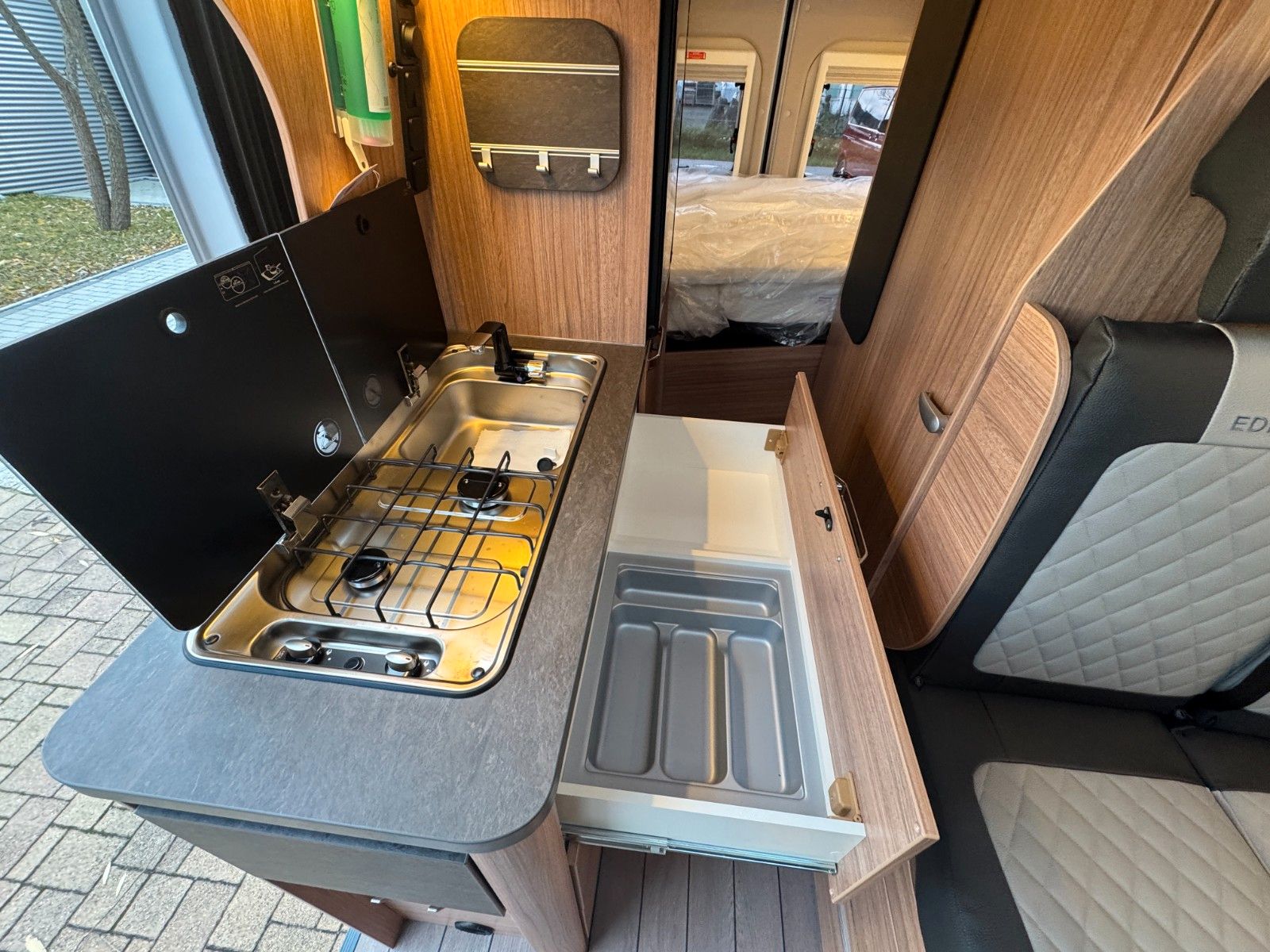 Fahrzeugabbildung Weinsberg CaraBus 600 MQ EDITION FIRE,Navi,90Liter, uvm.