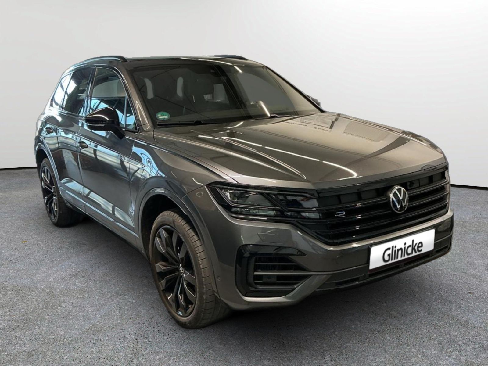 Volkswagen Touareg R 3.0 eHybrid DSG 4Motion AHK Pano Leder foto 4