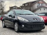 Peugeot 207 CC Cabrio-Coupe Roland Garros - Peugeot 207 mit Benzin-Antrieb: Cabrio, Garros Roland