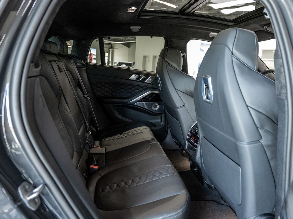 BMW X6 M - Bild 8