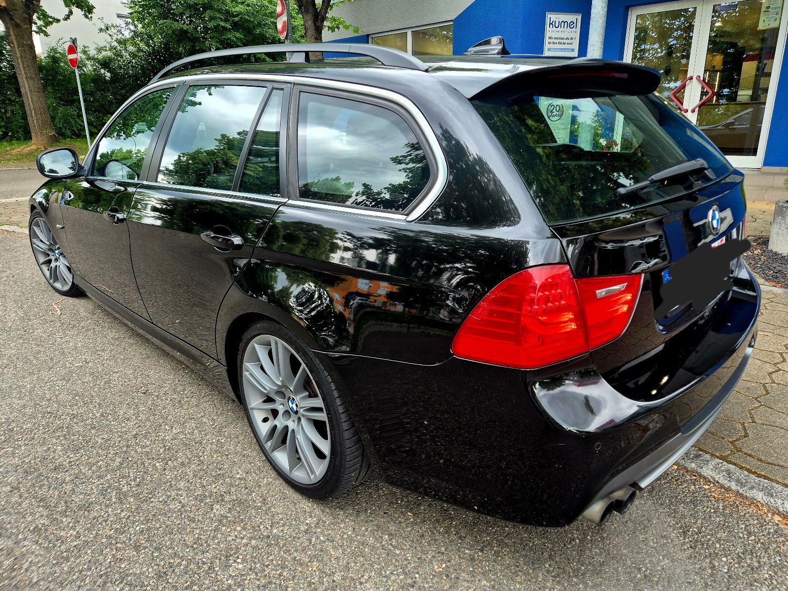 BMW BMW 330i xDrive Touring M PAKET  LEDER NAVI