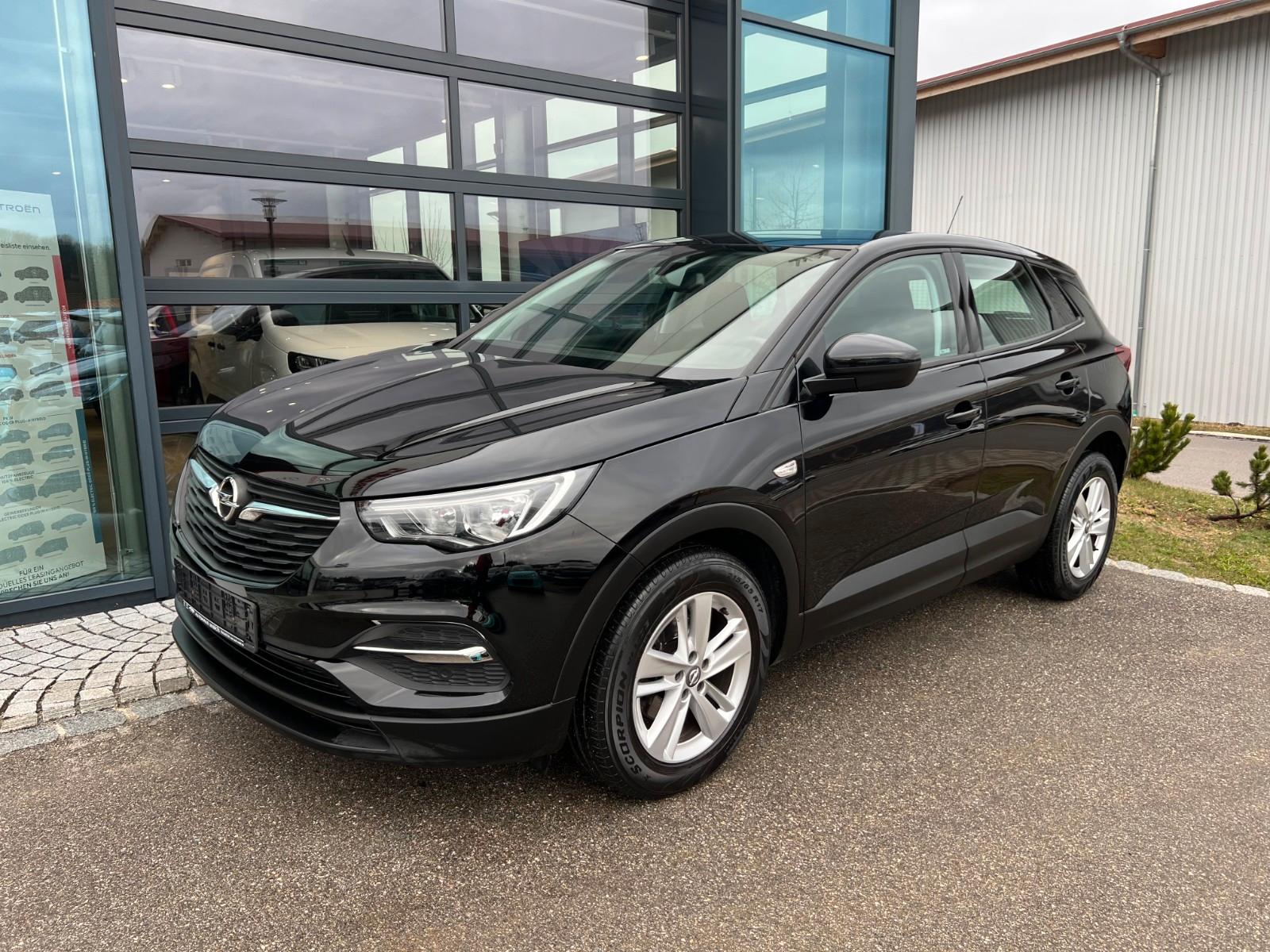 Opel Grandland (X) 1.2 Turbo Edition