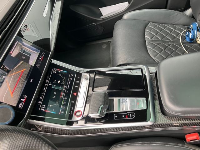 SQ8 4.0 TFSI quattro KLIMA LED NAVI LEDER ALU