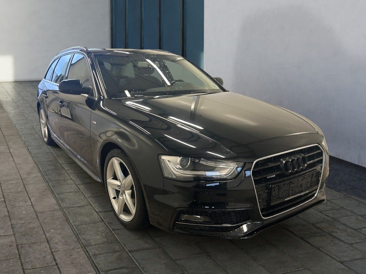 AUDI A4 Avant Ambition quattro*Navi*AHK* Klima Xenon
