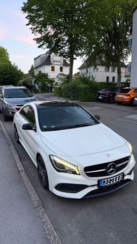 MERCEDES-BENZ CLA 180 AMG Line