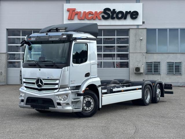Mercedes-Benz eActros 400 ENA ACC-Abstand Blind-Spot MirrorCam