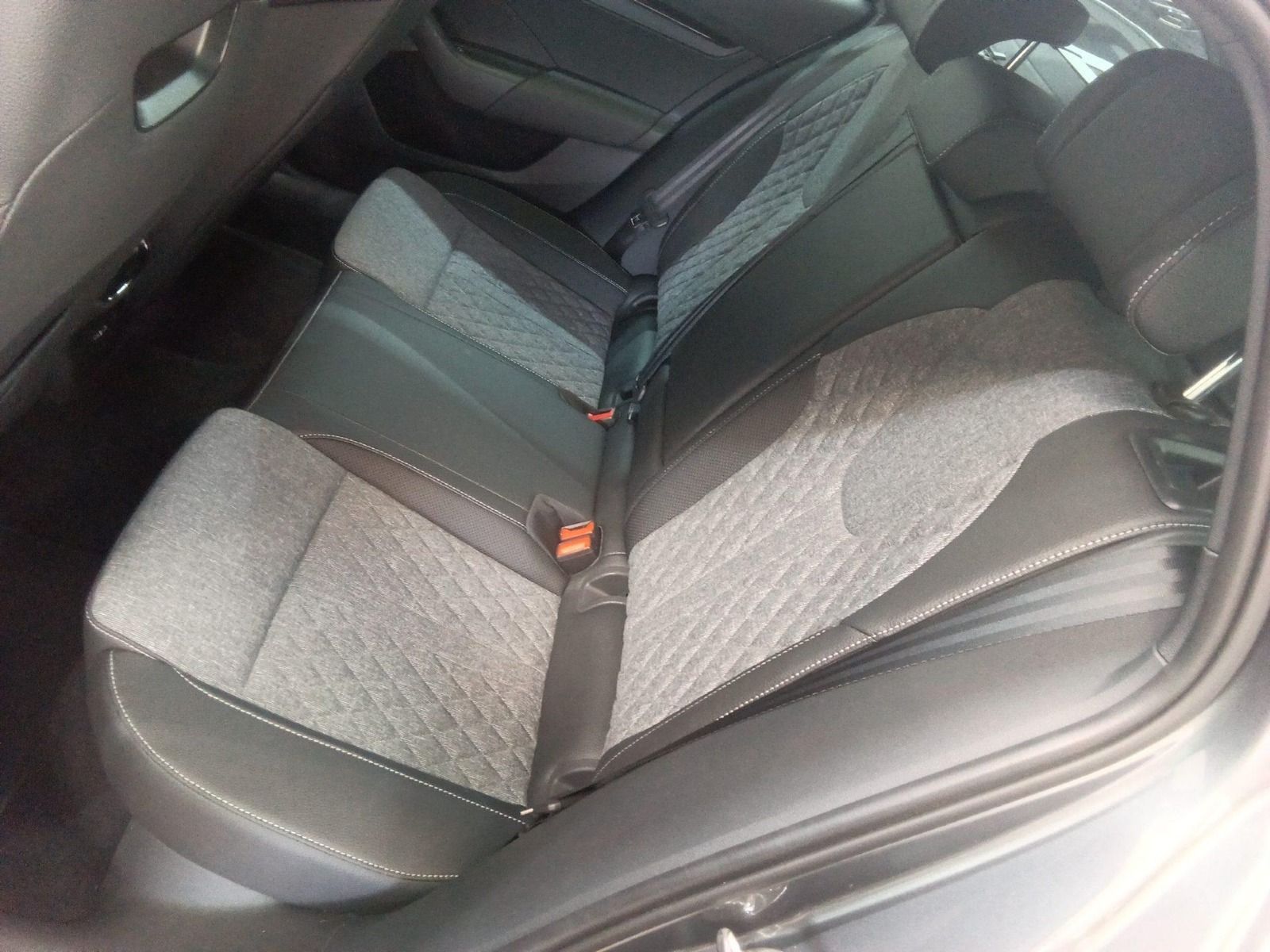 Skoda Octavia Combi 1.5 TSI e-Tec SPORTLINE*LED*STHZG* foto 11