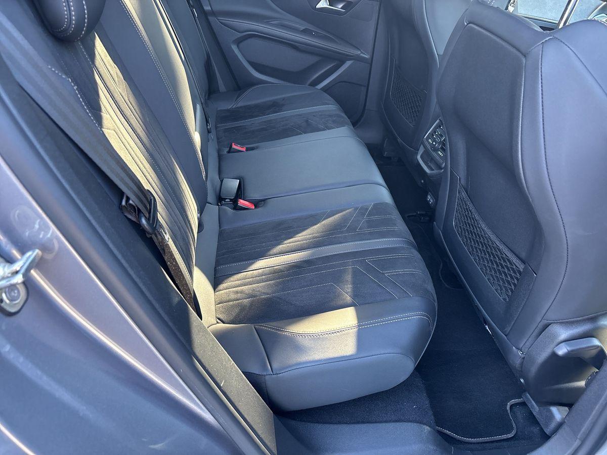 Peugeot 3008 GT PureTech 130 EAT8