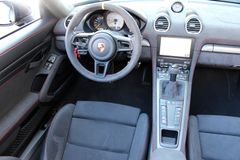 PORSCHE 718 SPYDER RS / WEISSACH-PAKET / LIFT / 18 Wege PORSCHE 718 SPYDER RS / WEISSACH-PAKET / LIFT / 18 Wege