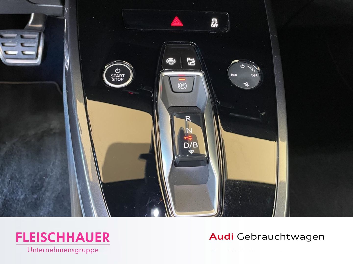 Audi Q4 40 Navi LED Rückfahrkam. Tel.-Vorb. SHZ Temp  foto 15
