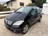 Mercedes-Benz A200 119tkm Bremsen/Traggelenke/Service etc.neu - gebrauchte Mercedes-Benz A 200 aus dem Jahr 2010