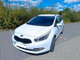 Kia cee'd Sportswagon 1.4 CVVT FIFA World Cup Ed... - Kia cee'd Sportswagon von privat