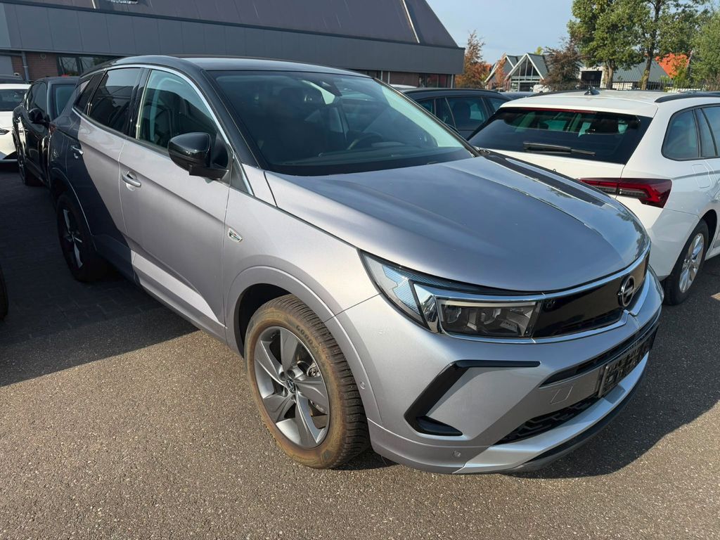 Image of Opel Grandland (X)