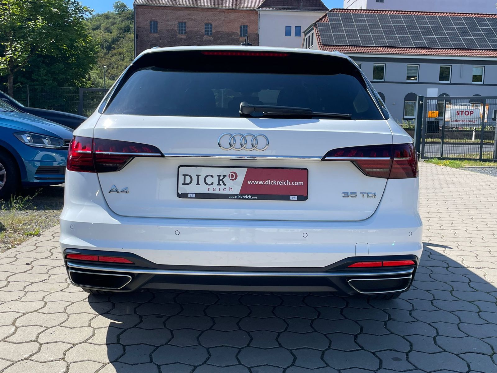 Fahrzeugabbildung Audi A4 2.0 TDI S-LINE MATRIX LED/TEMP/NAVI/SOUND DSP