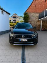 Volkswagen Tiguan Elegance | IQ.Light | HUD | Sitzh. v+h - Volkswagen Tiguan Elegance mit Benzin-Antrieb