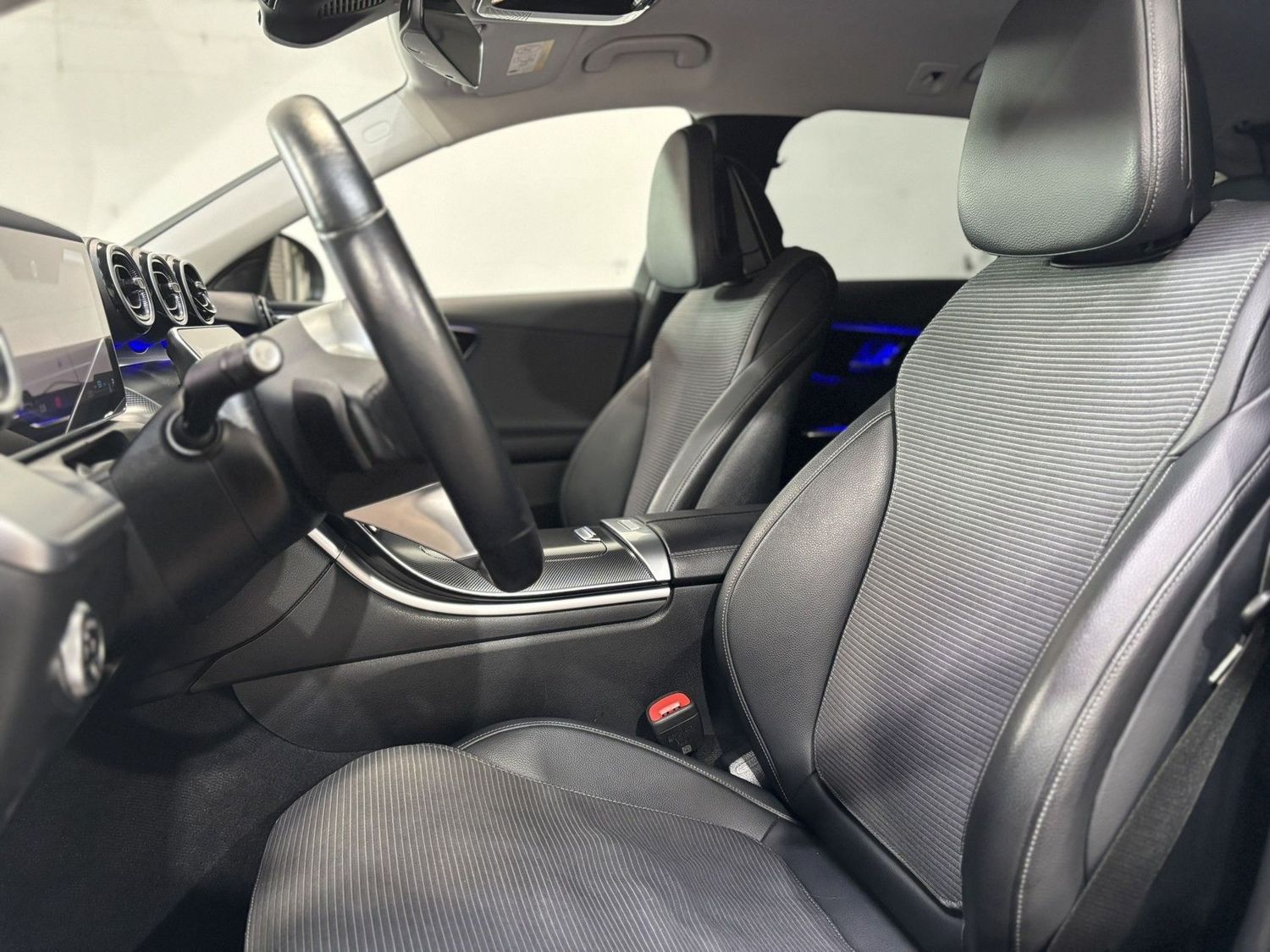 Fahrzeugabbildung Mercedes-Benz C 220 T d Avantgarde#Sport#MBUX#LED#Ambiente#Kam