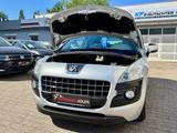 Peugeot 3008 2.0 Business*2HD*AUTOM*PANOR*NAVI*SH*TEMPO - gebrauchte Peugeot 3008 aus dem Jahr 2011