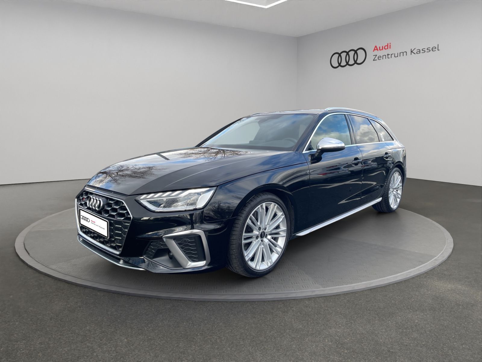 Audi S4 Avant 3.0 TDI quattro LED Navi PDC+ Alcantara foto 2