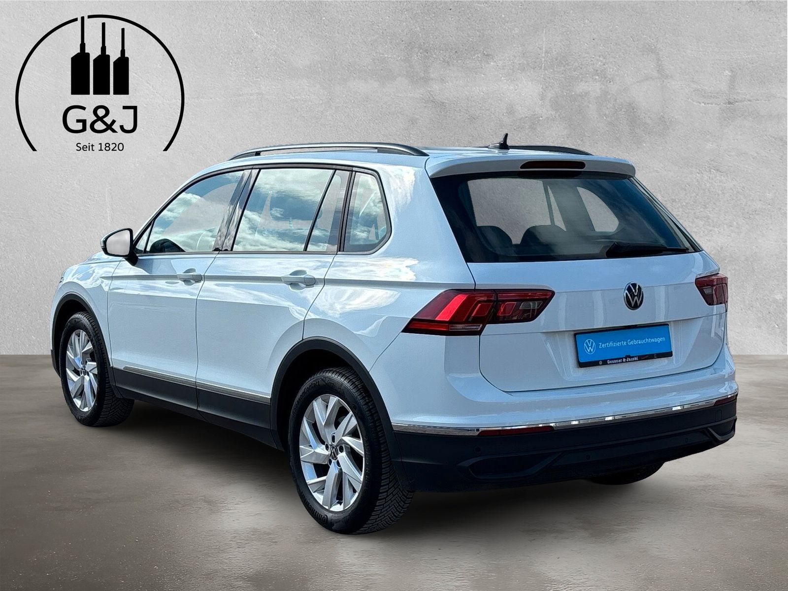 Fahrzeugabbildung Volkswagen Tiguan Life 1.5 TSI Matrix-LED RFK