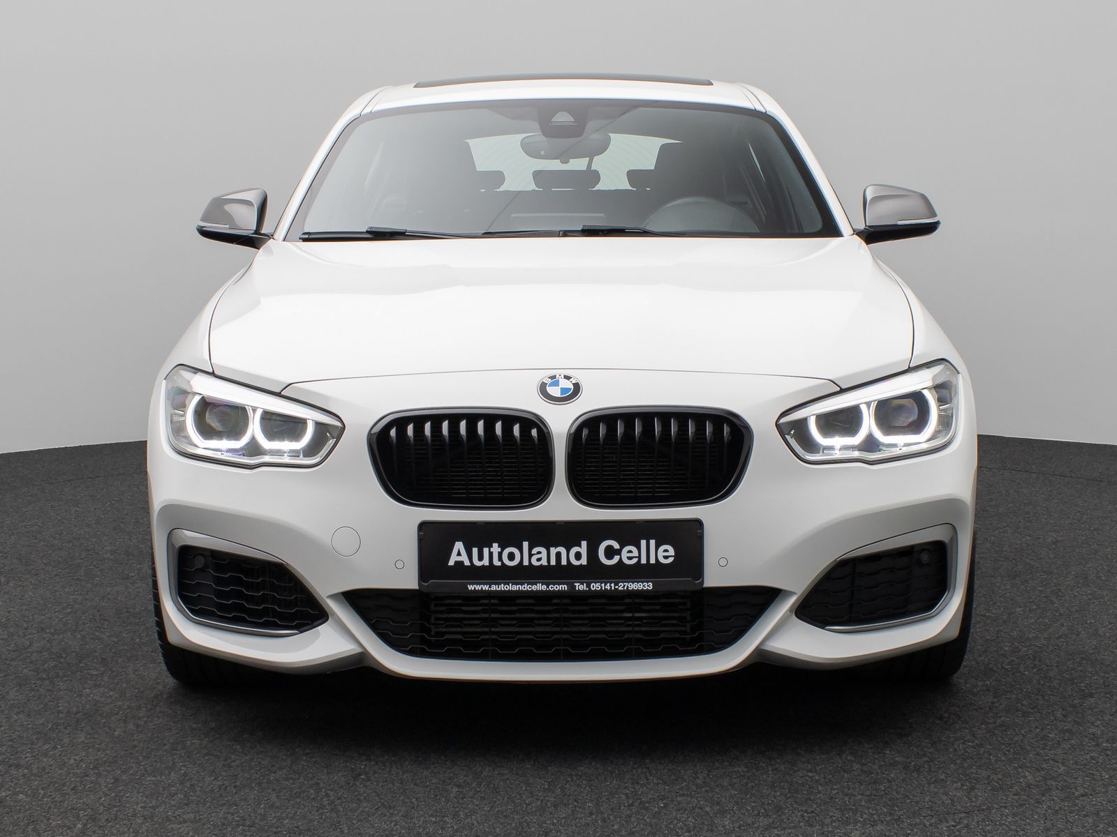 Fahrzeugabbildung BMW M135i xD Parkassist Glasdach H/K NaviPr Komfort