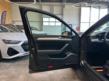 Volkswagen Passat Variant *Keyless*LED*NAVI*ACC*3-Zonen*